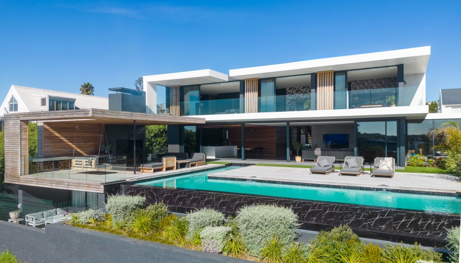 6 Bedroom Property for Sale in Myburgh Park Western Cape